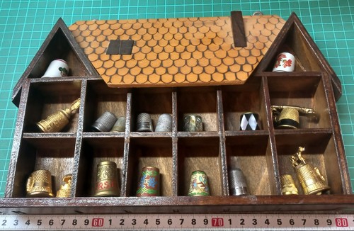 Vintage thimble display - vintage,