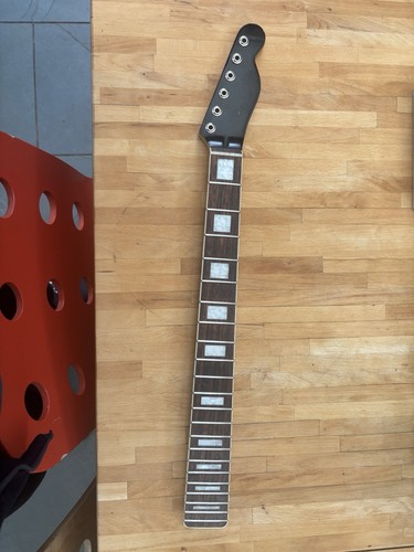 Maple guitar neck fit - maple,