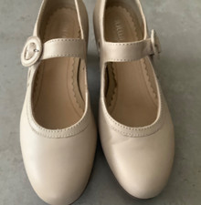 Hotter shoes Valetta cream