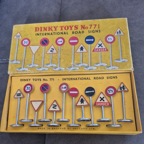 Dinky toys 771 - no,