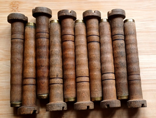 Lot ten wooden vintage - ten,