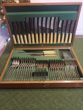 Vintage 8 Place Setting Silver