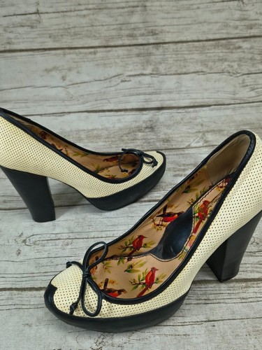 Miss fire cream black - cream,
