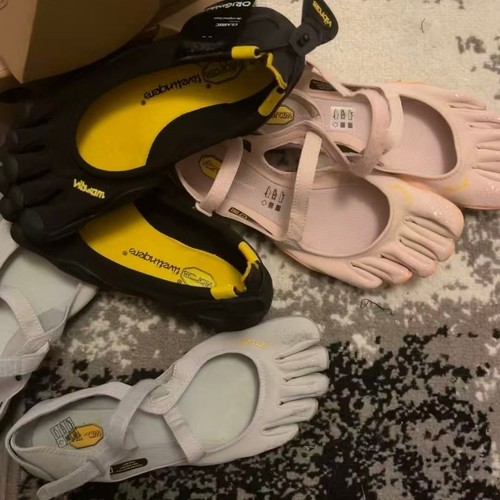 Vibram five fingers yoga - fingers,