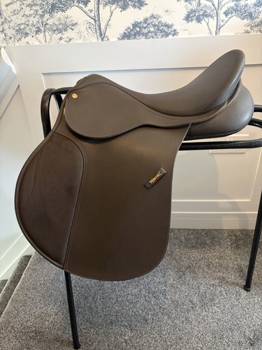 Wintec brown pony - pony, saddle