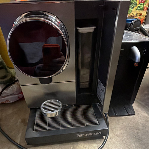 Nespresso momento 100 - nespresso,
