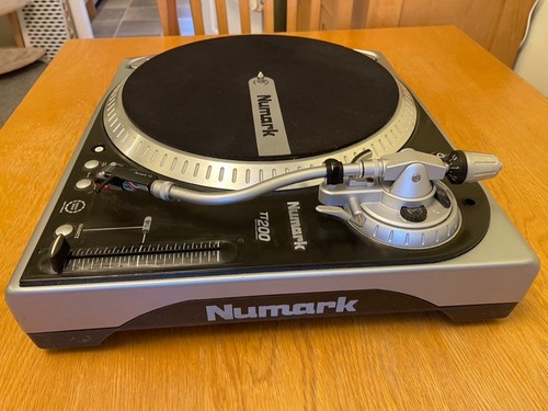 Numark tt200 turntable - numark,