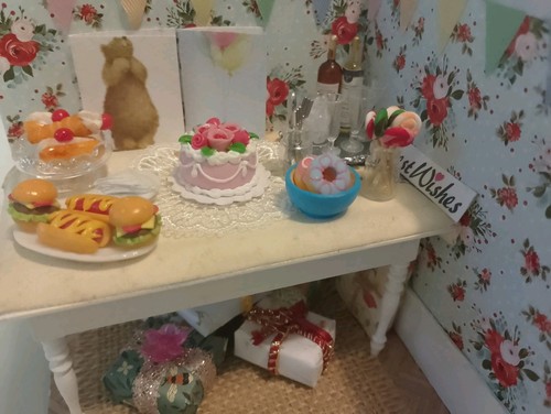 Miniature artisan dolls house - miniature,