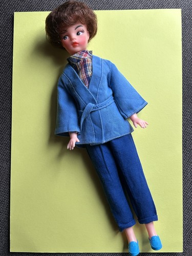 Vintage 1960s or 1970s - 💛,