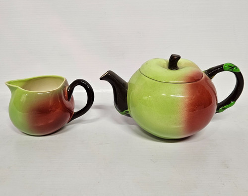 Carlton ware apple teapot - apple, &