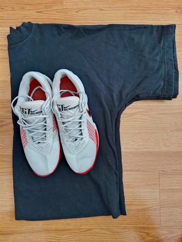 Bundle nike t cut - of, g.t.cut