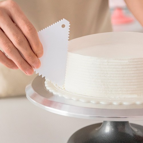 Cake scraper icing - icing, smoother