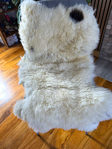 Real sheepskin rug - sheepskin, natural