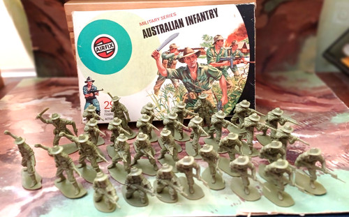 Airfix boxed world war - boxed,