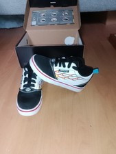 Heelys The Original Wheeled Shoes Trainers UK Size 12 EU31 flame design  Boxed