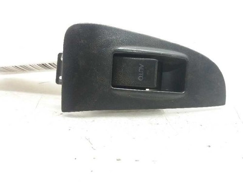 8481005050 rear window control