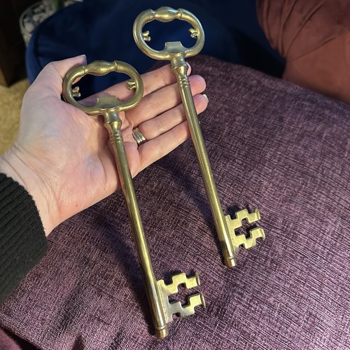 Vintage brass skeleton - vintage, keys