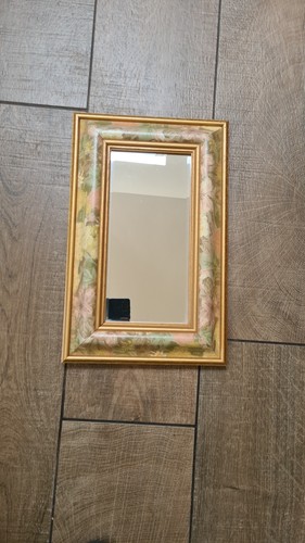 Vintage marble floral look