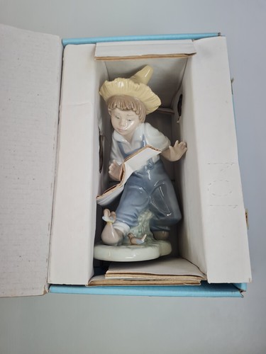 Little visitors nao lladro - visitors,