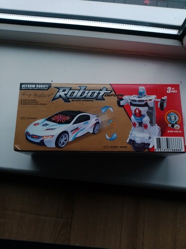 Car robot transformer - transformer, deform