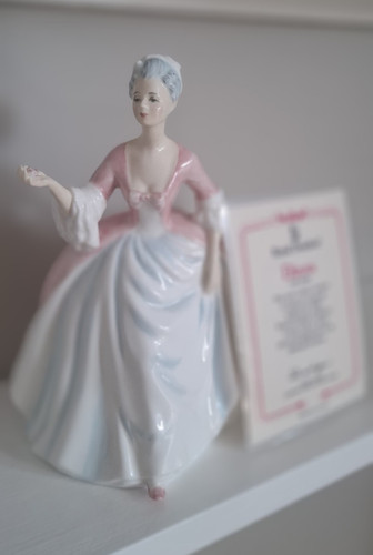 Royal doulton diana - doulton,