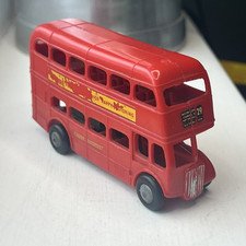 TRIANG MINIC DOUBLE DECKER BUS PUSH AND GO PLASTIC 1:76 Scale No.29 Victoria Stn