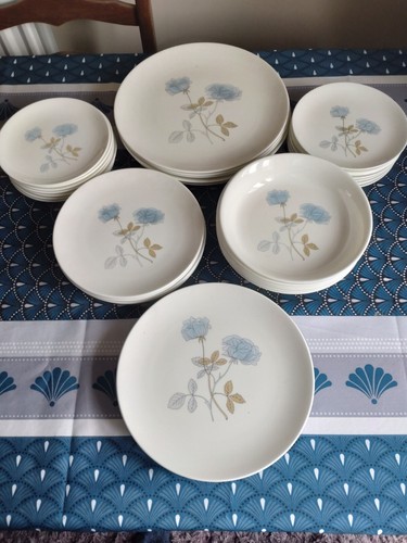 Wedgewood ice rose dinner - wedgewood,
