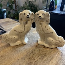 Pair of Vintage Staffordshire Style Spaniel Mantel Dogs 9” Wally Dogs
