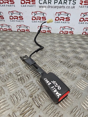 Toyota yaris mk2 seatbelt - yaris,
