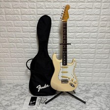 Fender Japan ST62-55