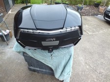 Givi V58 Maxia 5 top case in
