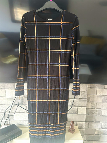 Isabel pedro check shift - de,