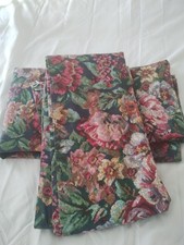 Vintage Floral Tapestry Print