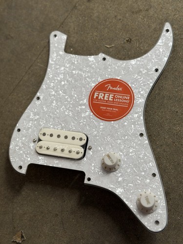 Squier strat loaded - squier, pickguard