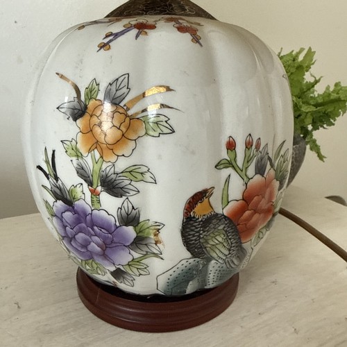 Vintage chinese table lamp - vintage,