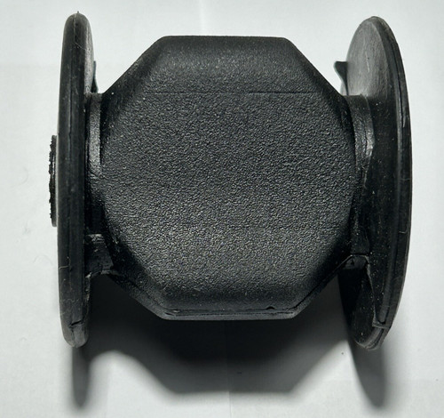 Lower mounting member bush - mounting,