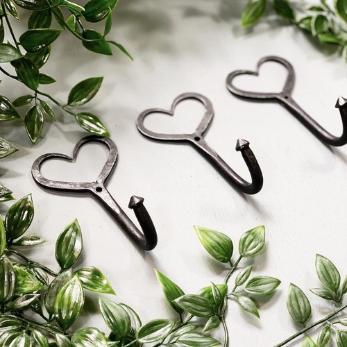 Heart shaped wall - wall, hook