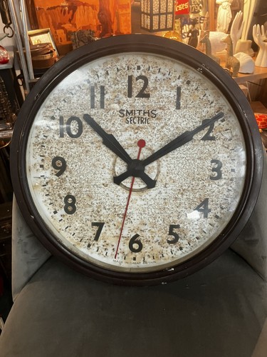 Vintage smiths bakelite - vintage,
