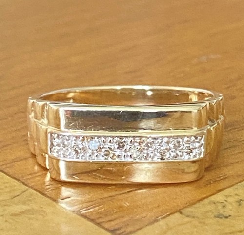 Gents 9ct gold diamond - gents,