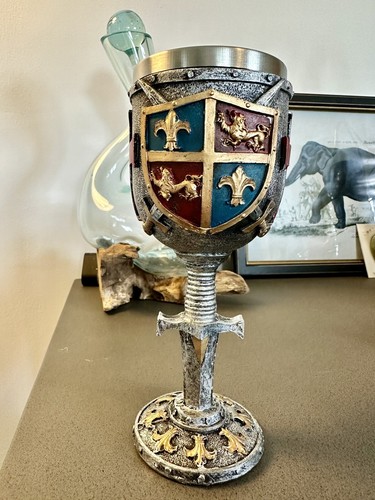 Coat arms sword medieval - coat,