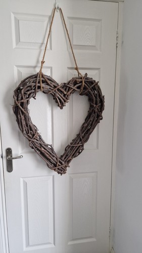 Large wicker heart - large,