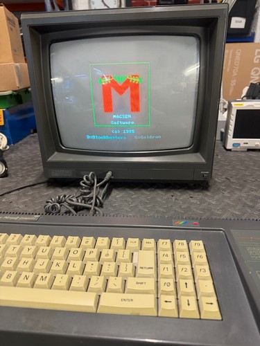 Working amstrad cpc6128 - working,