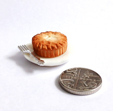 DOLLS HOUSE MINIATURE 1:12 *