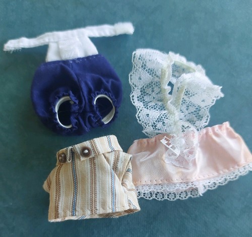 Sylvanian families spares - families,