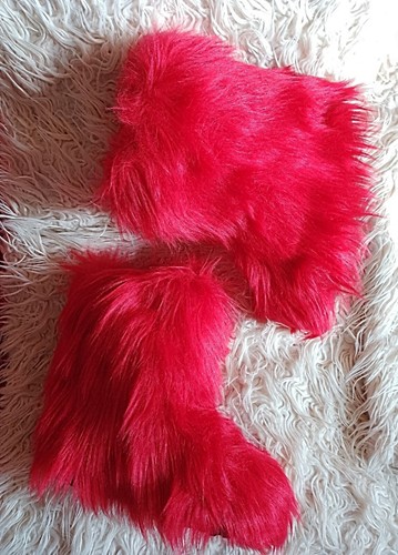 Red faux fur yeti - fur, size
