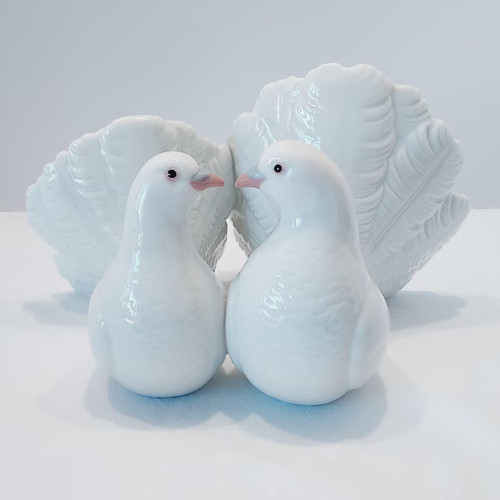Lladro porcelain love - lladro, doves