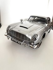 Eaglemoss 1:8 Aston Martin DB5 James Bond Goldfinger Large Diecast Car 60cm