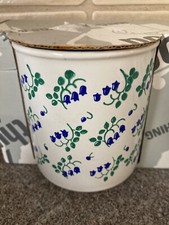 Vintage Arthur Wood 2 X Mugs -