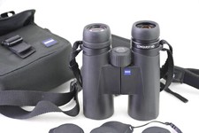 Binoculars Zeiss Conquest HD