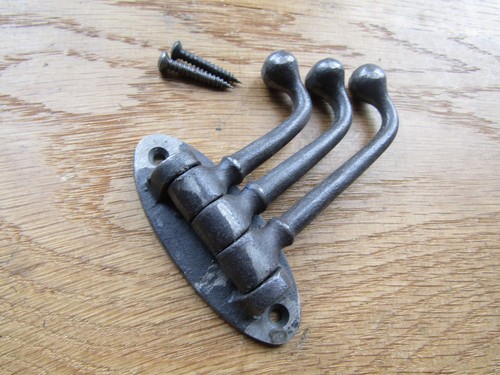Rustic iron swivel - iron, hooks